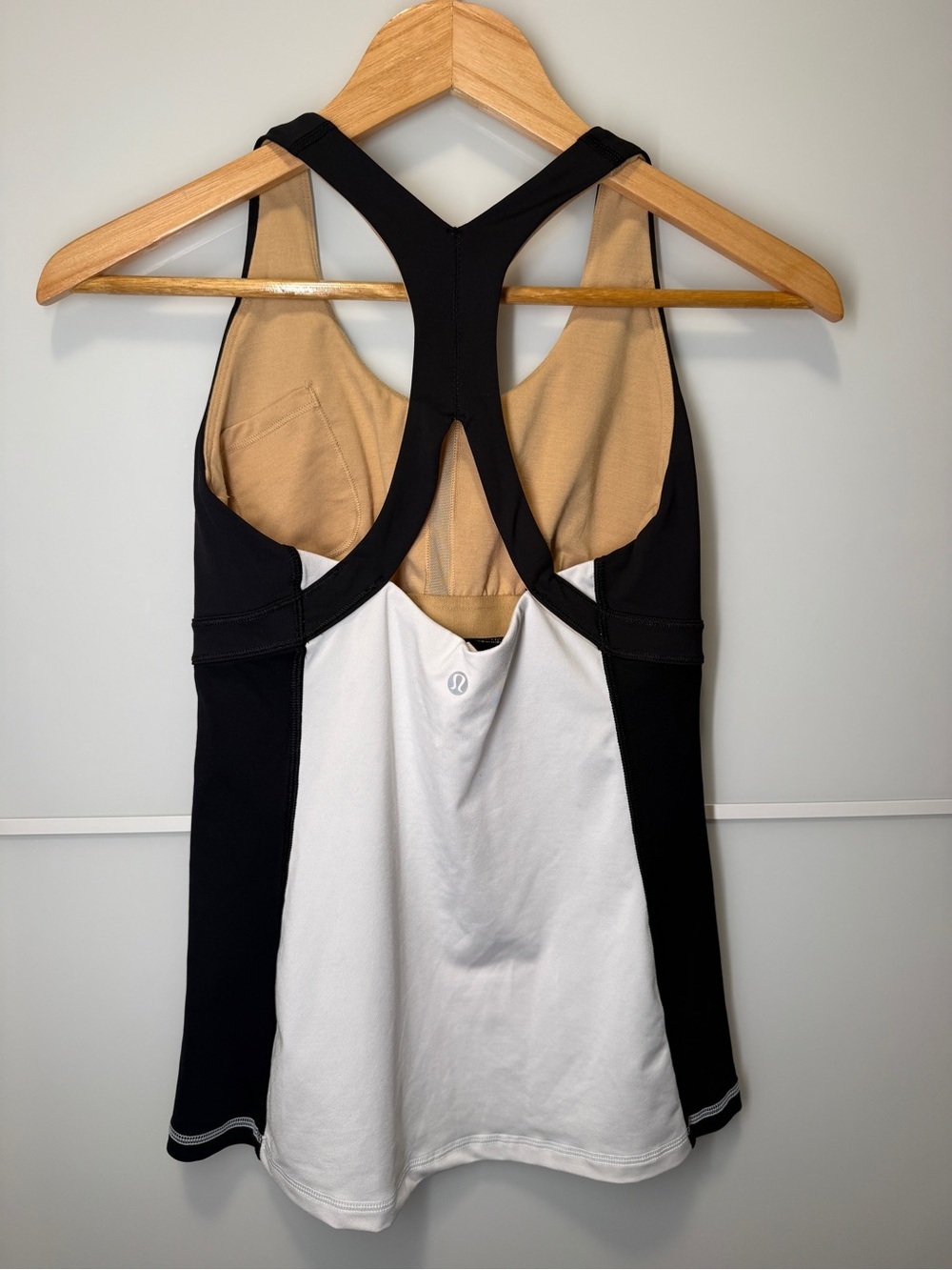 lululemon Run: Fast Track Tank - Picture 7 of 9